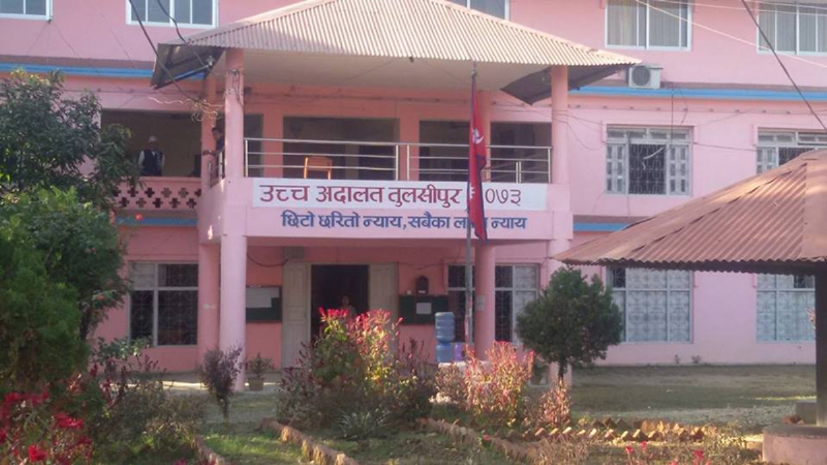 गाउँपालिकाले एकैपटक ३४ शिक्षकको सरुवा गरेको विरोधमा उच्च अदालतमा मुद्दा दायर